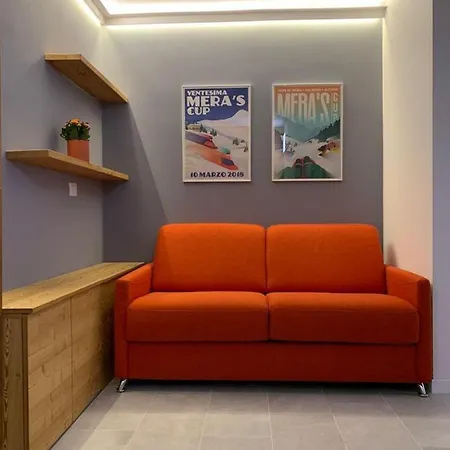 Апартаменты Alagna Charme Apartment *